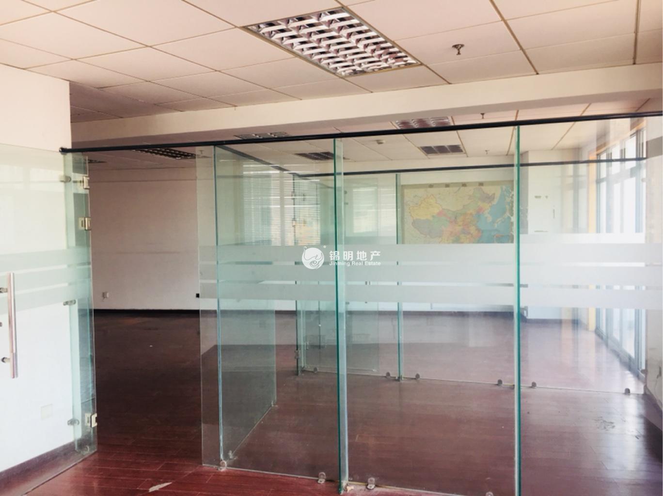 万体馆徐汇晶典大厦158平米写字楼出租